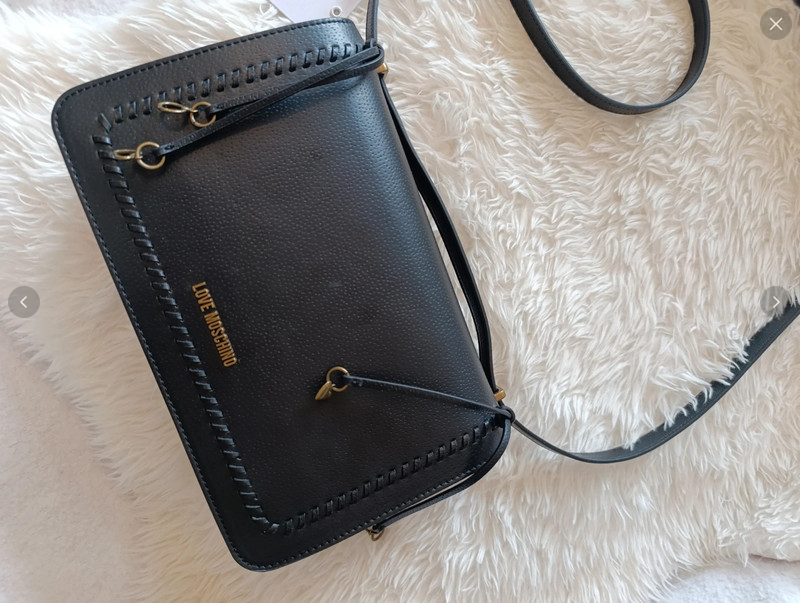 Bolso Moschino de cuero convertible con bandolera para cruzar - Imagen 5