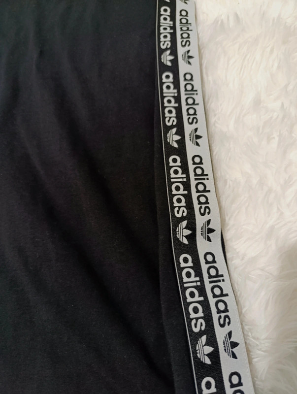 Vestido deportivo Adidas original – Talla XL - Imagen 3