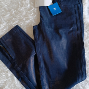 Pantalón deportivo efecto jeans brillante – Talla M