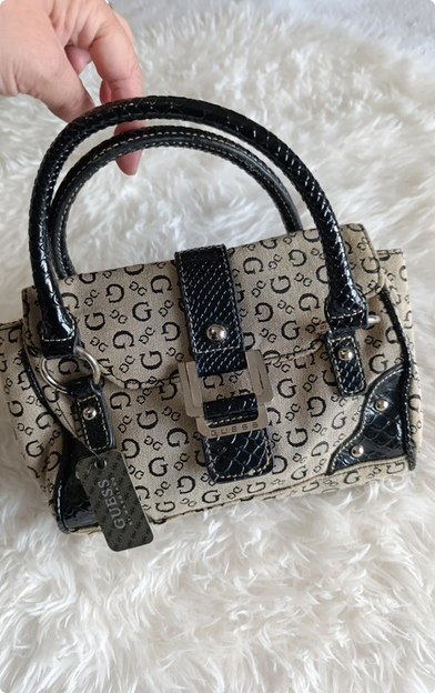 Bolso de mano vintage años 2000 estilo chic