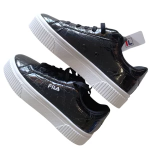 Sneakers FILA negras de edición cápsula con acabado efecto cocodrilo y suela plataforma blanca