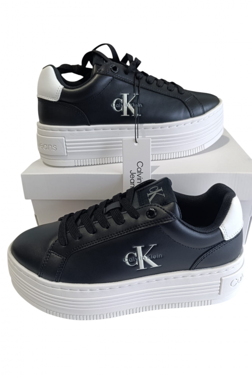 Sneakers Calvin Klein Jeans Plataforma Negro y Blanco Estilo Urbano de Lujo